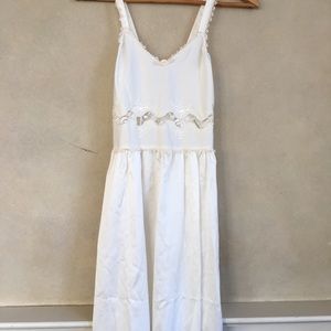 Nightgown and coverlet